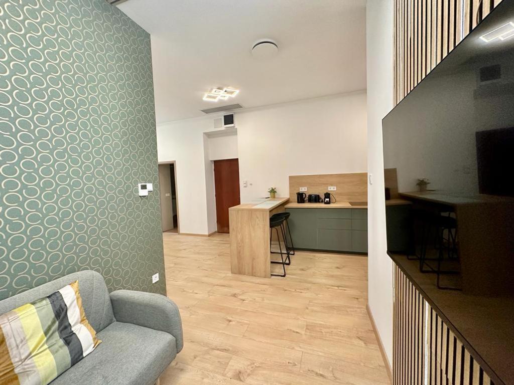Apartment At Gozsdu Courtyard #Partyzone #Downtown #Freeparking 布达佩斯 外观 照片